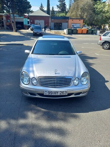 Mercedes E 240 2002, 303,215 km - 2.6 l - Bakı