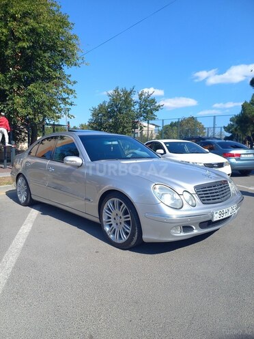 Mercedes E 240 2002, 303,215 km - 2.6 l - Bakı