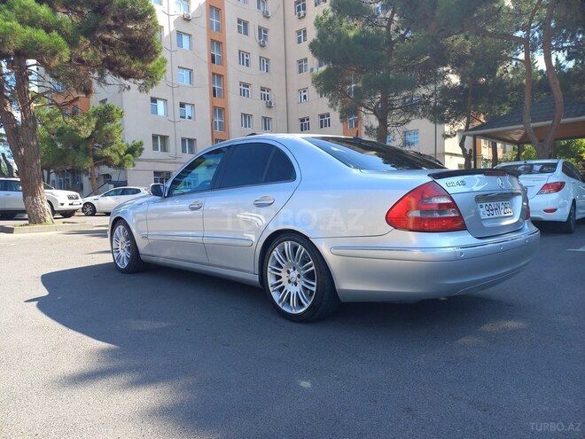 Mercedes E 240 2002, 303,215 km - 2.6 l - Bakı