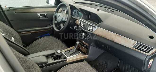 Mercedes E 220 2010, 310,000 km - 2.2 л - Bakı