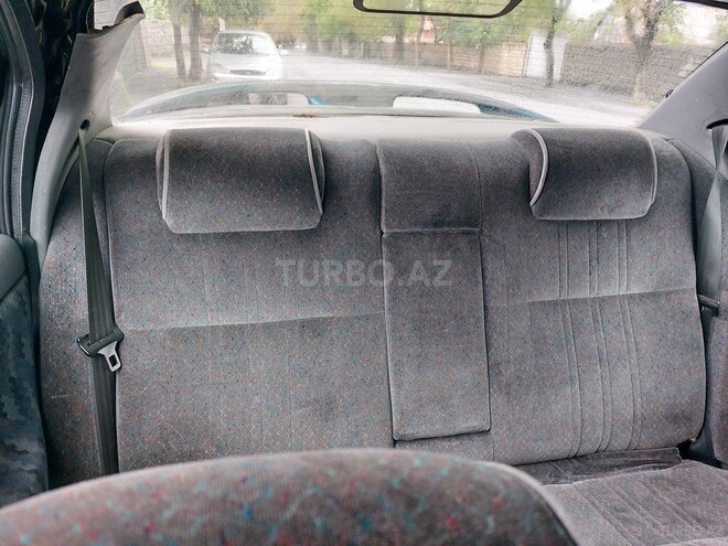 Ford Mondeo 1993, 524,521 km - 2.0 l - Qax