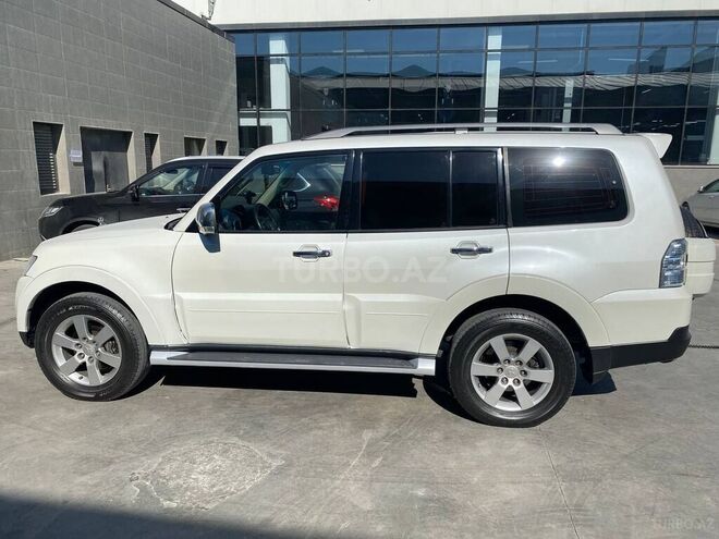 Mitsubishi Pajero 2007, 195,000 km - 3.8 l - Bakı