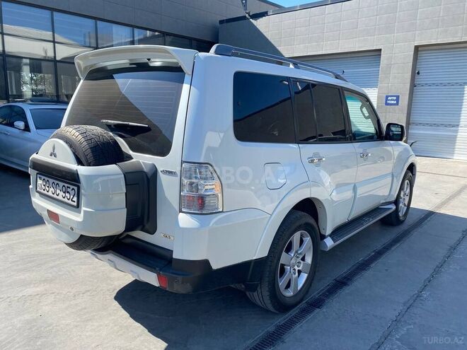 Mitsubishi Pajero 2007, 195,000 km - 3.8 l - Bakı