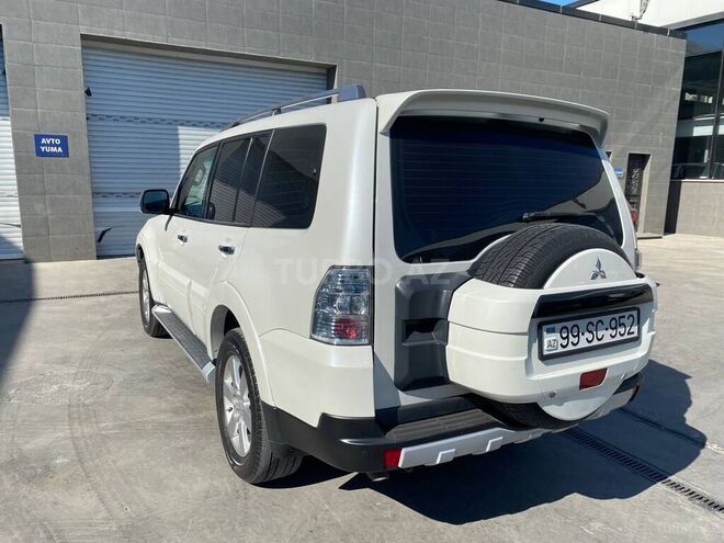 Mitsubishi Pajero 2007, 195,000 km - 3.8 l - Bakı