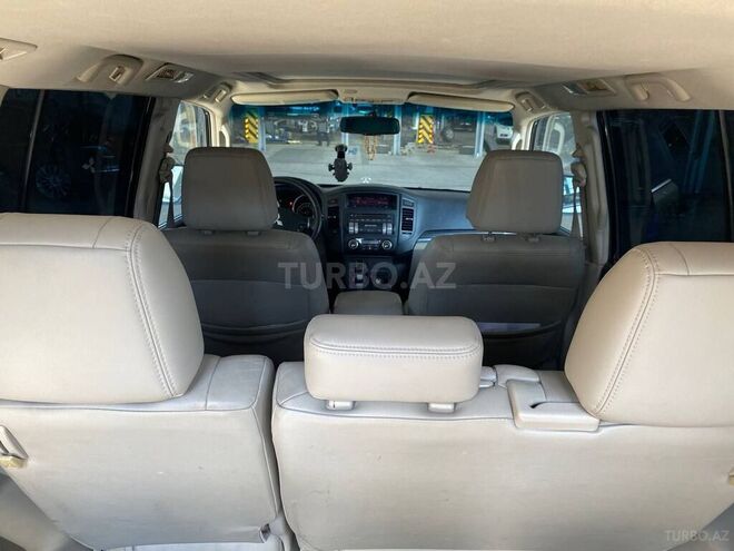 Mitsubishi Pajero 2007, 195,000 km - 3.8 l - Bakı