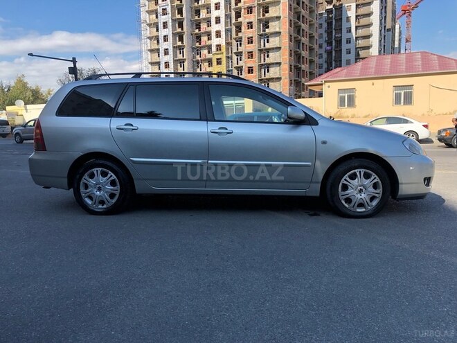 Toyota Corolla 2005, 205,000 km - 1.4 l - Bakı