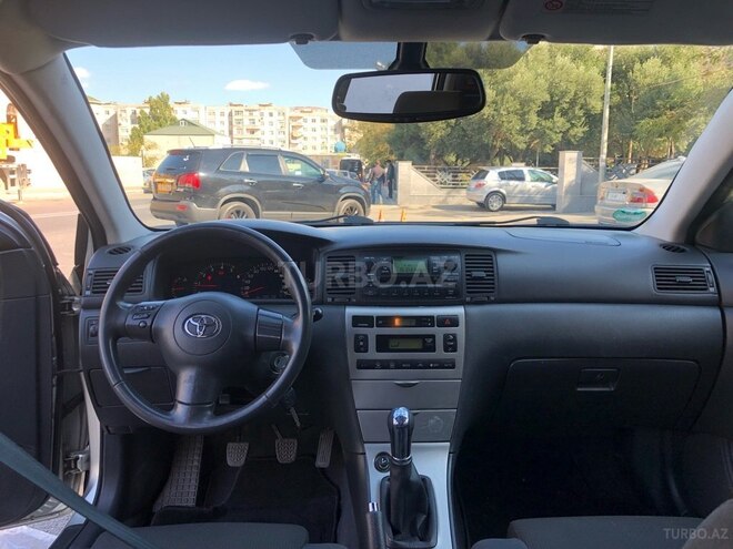 Toyota Corolla 2005, 205,000 km - 1.4 l - Bakı