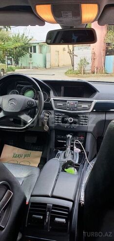 Mercedes E 220 2010, 186,000 km - 2.2 l - Gəncə
