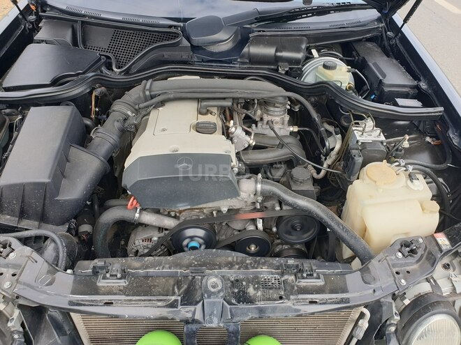Mercedes E 200 2000, 324,758 km - 2.0 л - Lənkəran