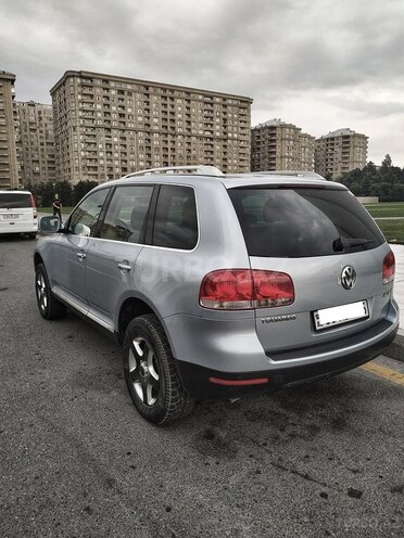 Volkswagen Touareg 2004, 213,560 km - 2.5 л - Bakı