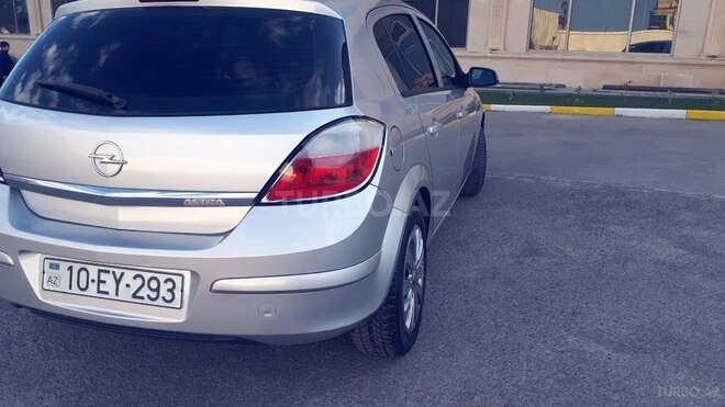 Opel Astra 2006, 11,208 km - 1.4 l - Bakı