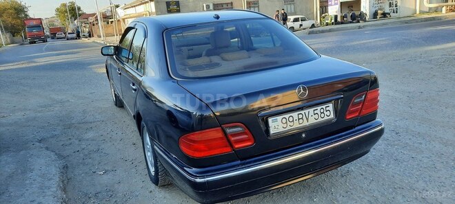Mercedes E 270 2002, 541,218 km - 2.7 л - Bakı