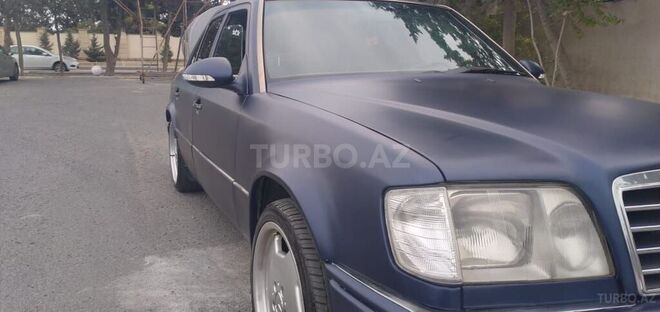 Mercedes E 220 1994, 250,000 km - 2.2 l - Bakı