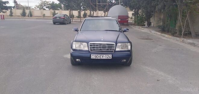 Mercedes E 220 1994, 250,000 km - 2.2 l - Bakı