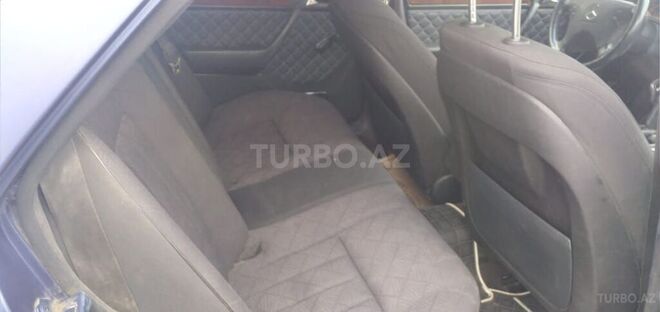 Mercedes E 220 1994, 250,000 km - 2.2 l - Bakı