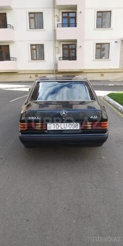 Mercedes 190 1991, 182,000 km - 2.0 l - Bakı