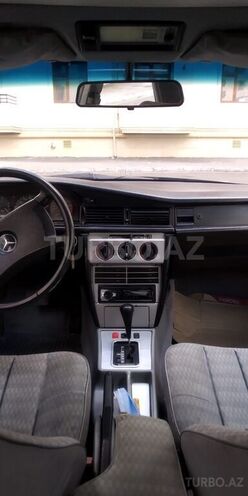 Mercedes 190 1991, 182,000 km - 2.0 l - Bakı