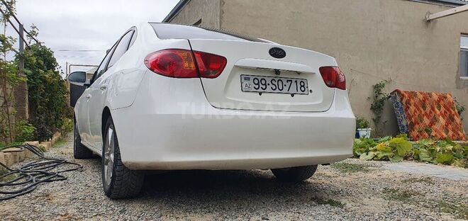 Hyundai Elantra 2009, 335,000 km - 2.0 l - Bakı