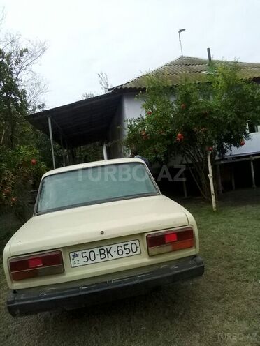 LADA (VAZ) 2107 1983, 100,000 km - 1.5 l - Ucar