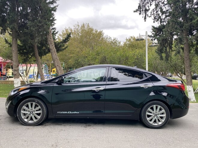 Hyundai Elantra 2015, 77,000 km - 1.8 l - Bakı