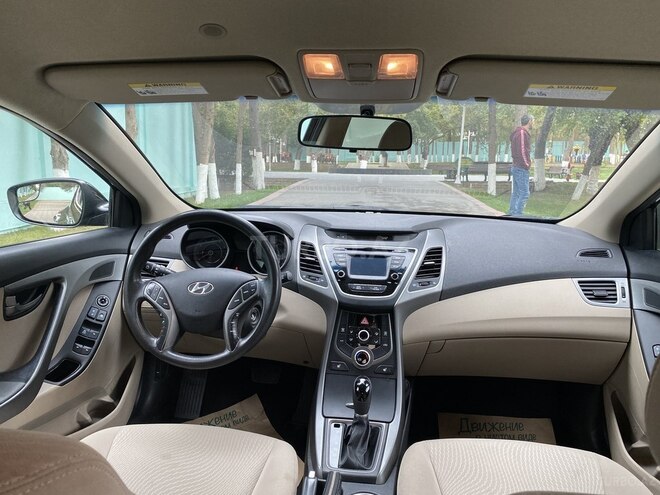 Hyundai Elantra 2015, 77,000 km - 1.8 l - Bakı