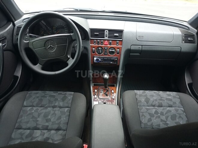 Mercedes C 240 1999, 284,000 km - 2.4 l - Bakı
