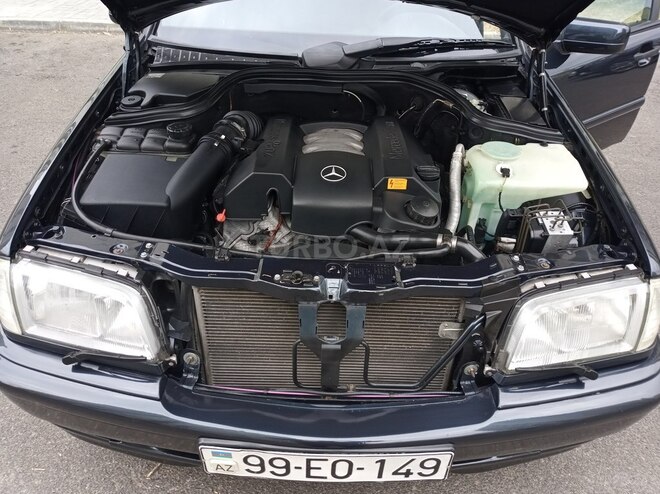 Mercedes C 240 1999, 284,000 km - 2.4 l - Bakı