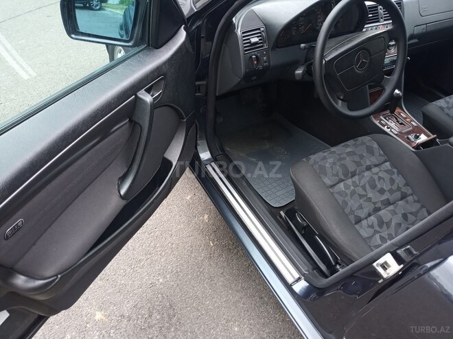 Mercedes C 240 1999, 284,000 km - 2.4 l - Bakı