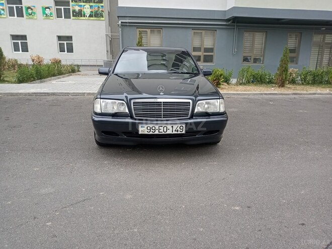 Mercedes C 240 1999, 284,000 km - 2.4 l - Bakı