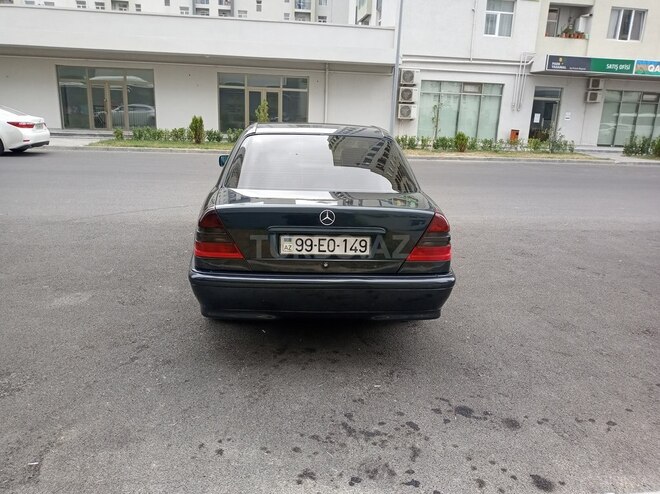 Mercedes C 240 1999, 284,000 km - 2.4 l - Bakı