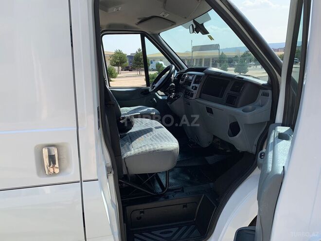 Ford Transit 2008, 221,000 km - 2.4 л - Bakı