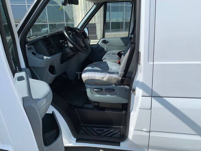 Ford Transit 2008, 221,000 km - 2.4 л - Bakı