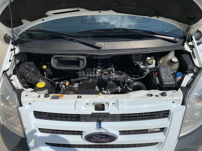 Ford Transit 2008, 221,000 km - 2.4 л - Bakı