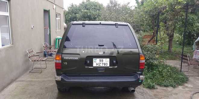 Nissan Pathfinder 1998, 330,000 km - 3.3 l - Xaçmaz