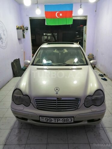 Mercedes C 240 2000, 345,500 km - 2.6 l - Bakı