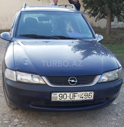 Opel Vectra 1997, 300,000 km - 2.0 l - Quba