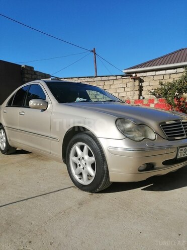 Mercedes C 240 2000, 345,500 km - 2.6 l - Bakı