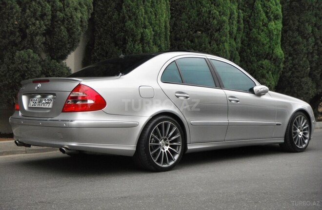 Mercedes E 320 2002, 265,000 km - 3.2 л - Bakı