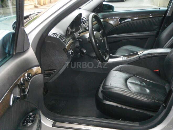 Mercedes E 320 2002, 265,000 km - 3.2 л - Bakı