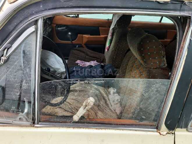 GAZ 24 1984, 300,000 km - 2.4 l - Bakı