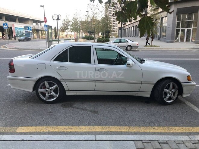 Mercedes C 230 2000, 225,662 km - 2.3 l - Bakı