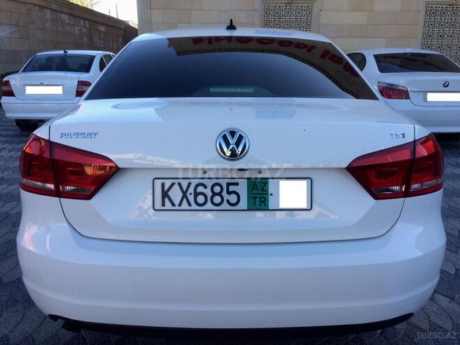 Volkswagen Passat 2015, 64,000 km - 1.8 l - Bakı