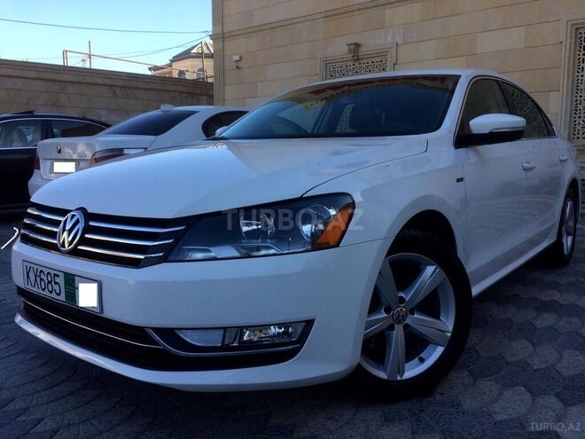 Volkswagen Passat 2015, 64,000 km - 1.8 l - Bakı