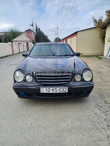 Mercedes E 320 2001, 45,000 km - 3.2 л - Biləsuvar