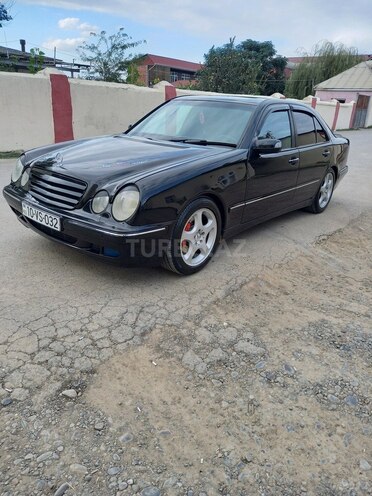 Mercedes E 320 2001, 45,000 km - 3.2 л - Biləsuvar