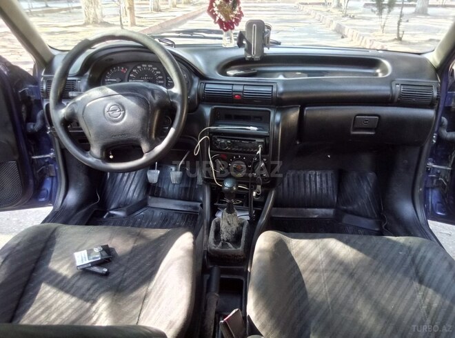 Opel Astra 1995, 325,652 km - 1.6 l - Sumqayıt