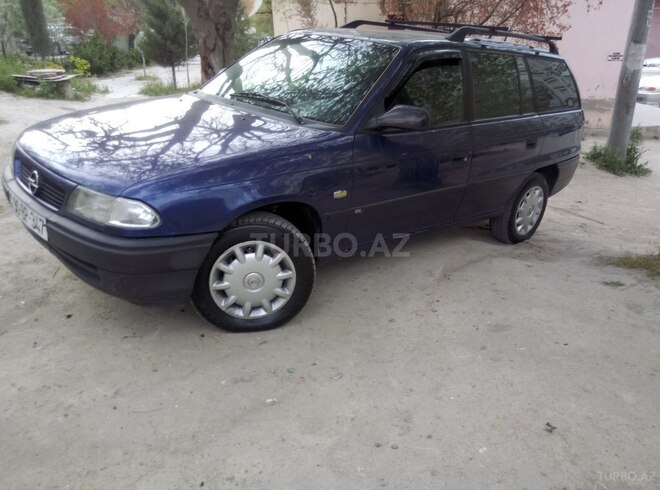 Opel Astra 1995, 325,652 km - 1.6 l - Sumqayıt