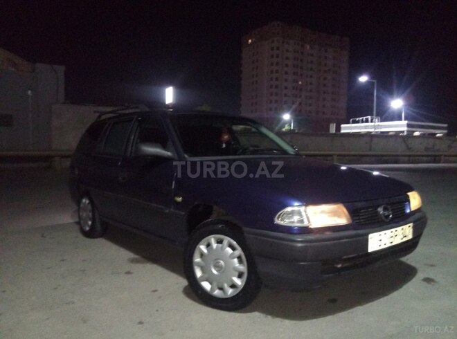 Opel Astra 1995, 325,652 km - 1.6 l - Sumqayıt