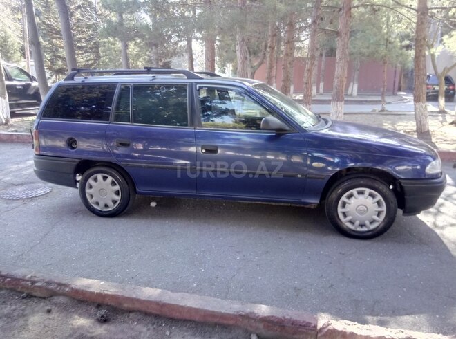 Opel Astra 1995, 325,652 km - 1.6 l - Sumqayıt