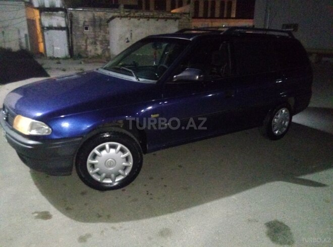 Opel Astra 1995, 325,652 km - 1.6 l - Sumqayıt